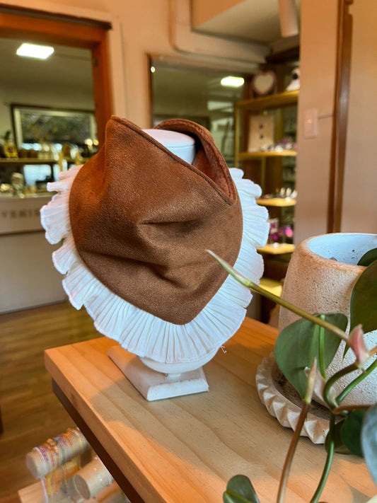 Cuello plisado blanco niña